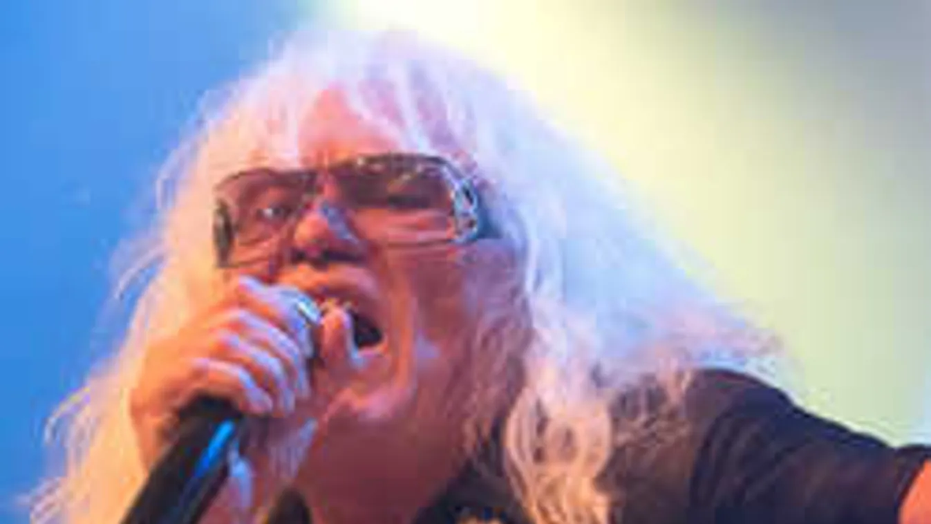 Újabb milliókra számíthat az Omega a lopás miatt