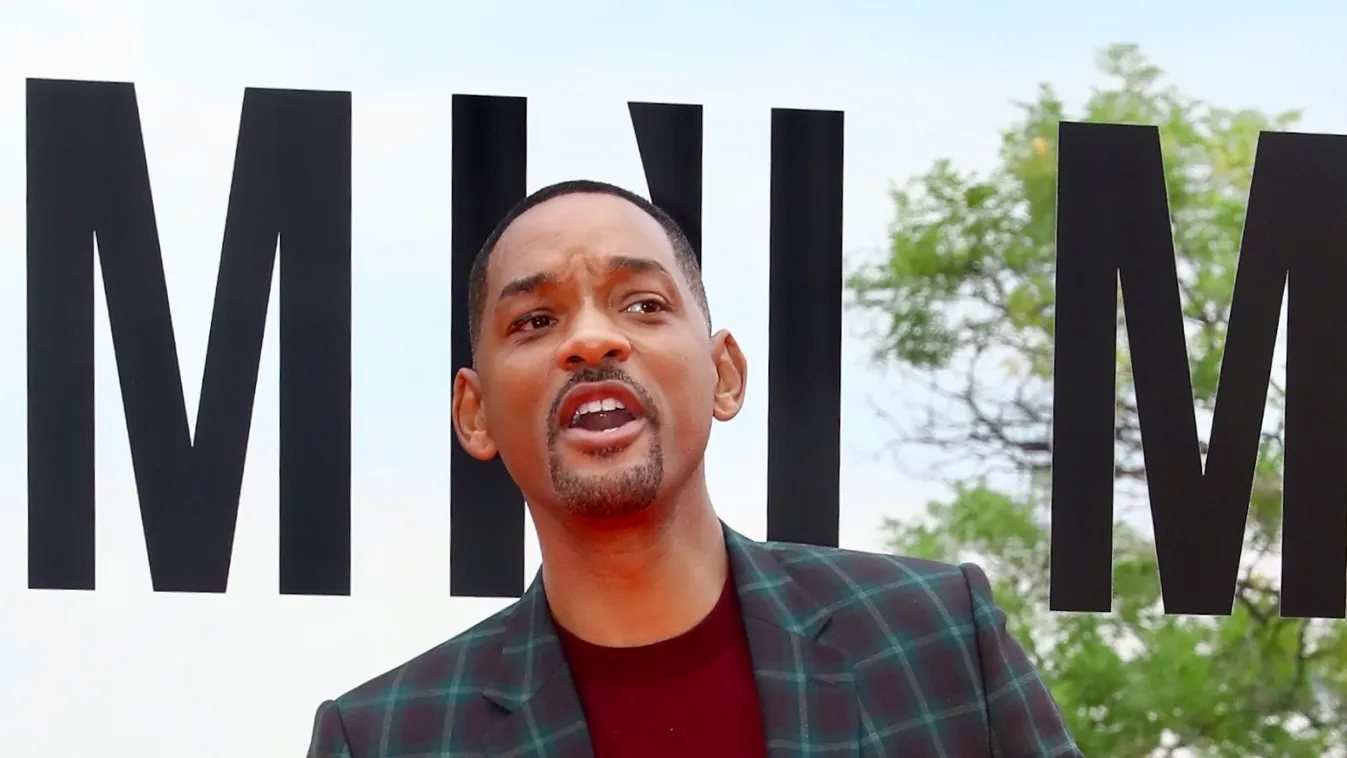 Rajongók tömege várta Will Smith-t, itt vannak a képek