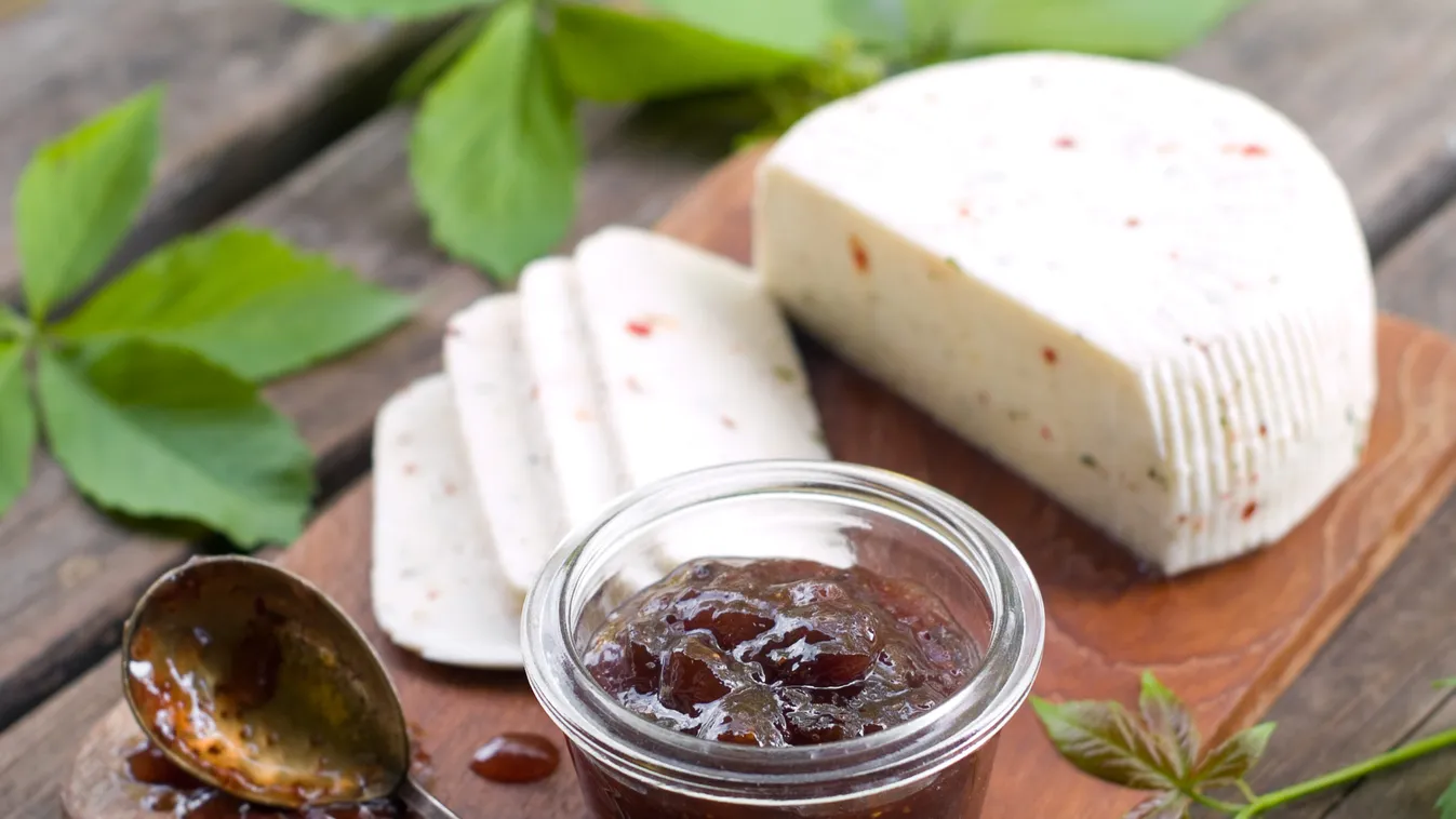 Fig,Jam,With,Cheese,,Selective,Focus