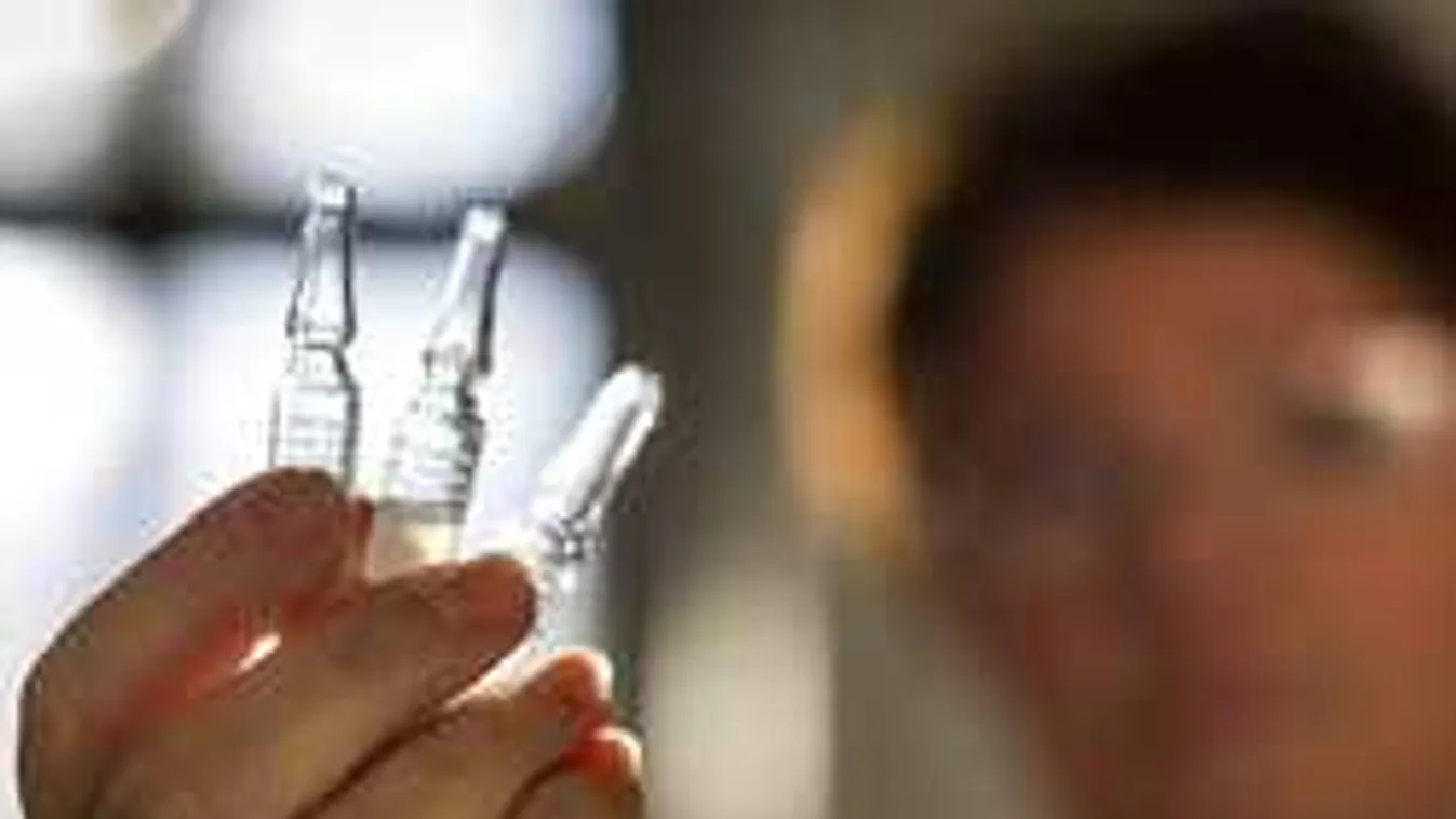 Tömegesen érintettek a magyar gyerekek, döntöttek az oltásról