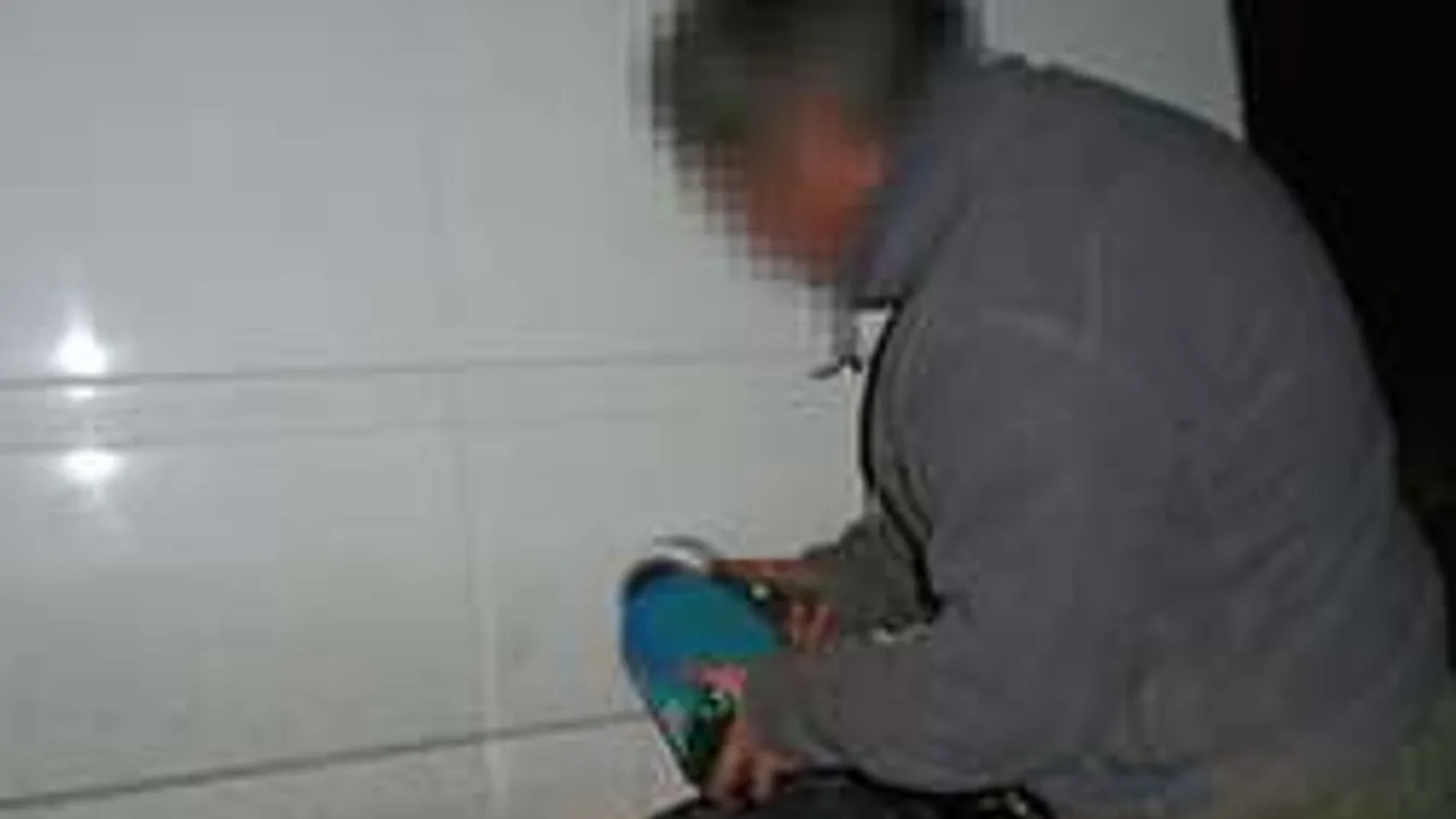 Üres tank, lemerült mobil: életét kockáztatta a gyömrői autós