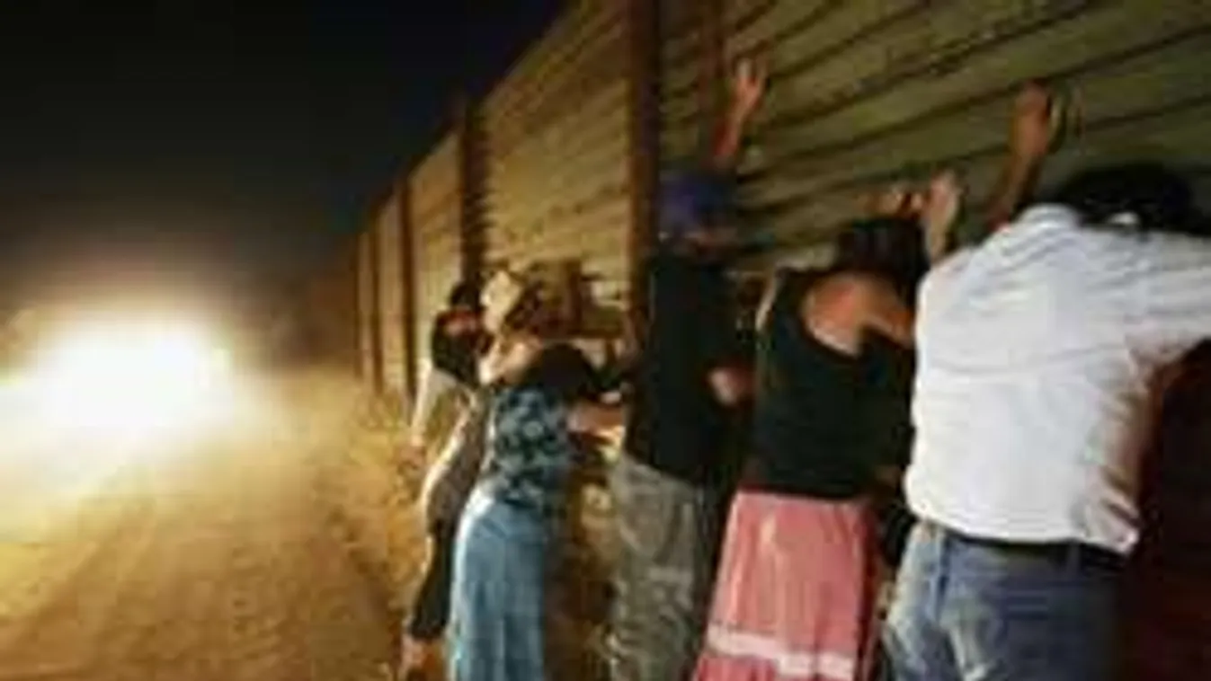 Nincs több kamuduma: AZ USA kiűzi az illegális migránsokat