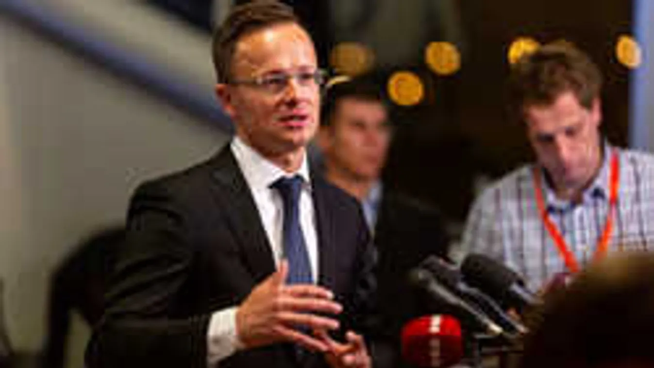 Szijjártó: Az EPP legsikeresebb pártja bevándorlásellenes