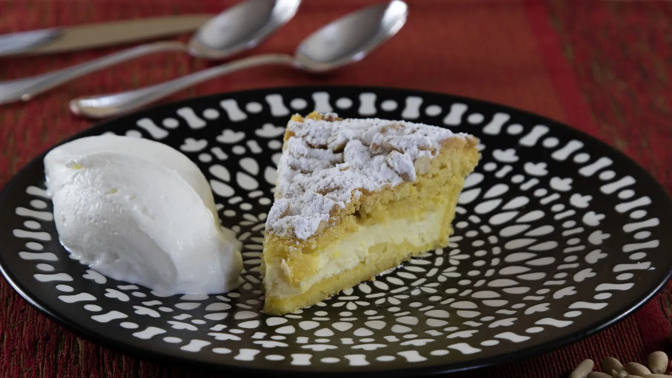 Grandma's,Cake,Is,A,Typical,Dessert,Of,Italy.,Cake,That