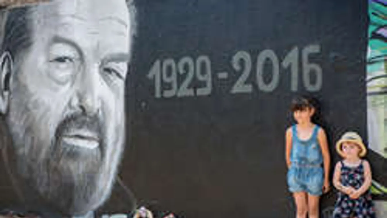 Zarándokhely lett a hatalmas budapesti Bud Spencer graffiti
