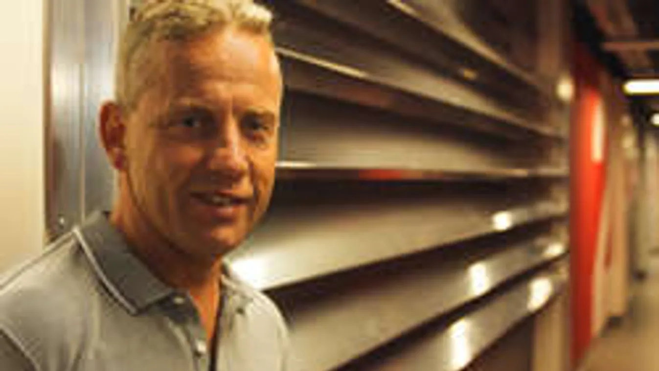 Szerinted hová bújik Norbi, ha gyakorolnia kell a Nagy Duettre?