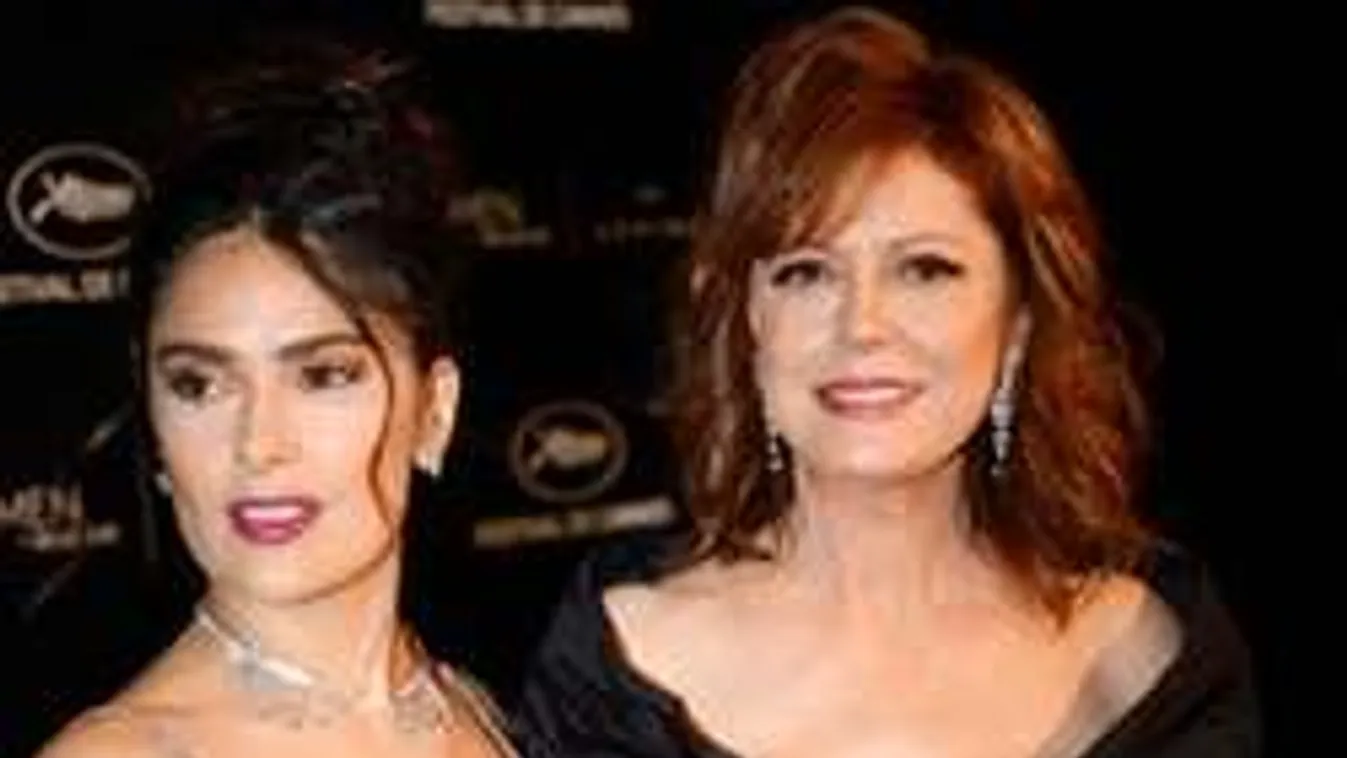 Két ekkora sztárdekoltázst még nem láttál egy képen!