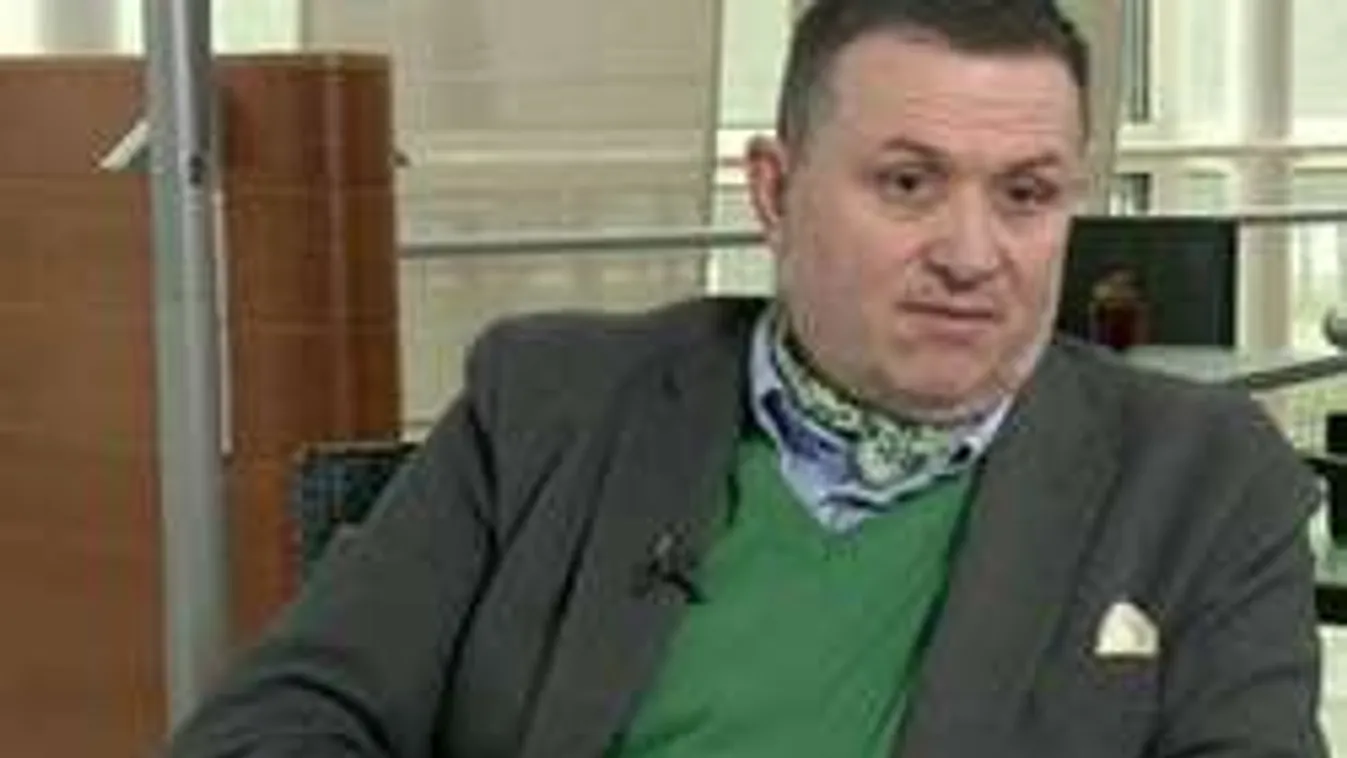 Megrémültek az ufószerű NAV-osoktól Lajcsiék