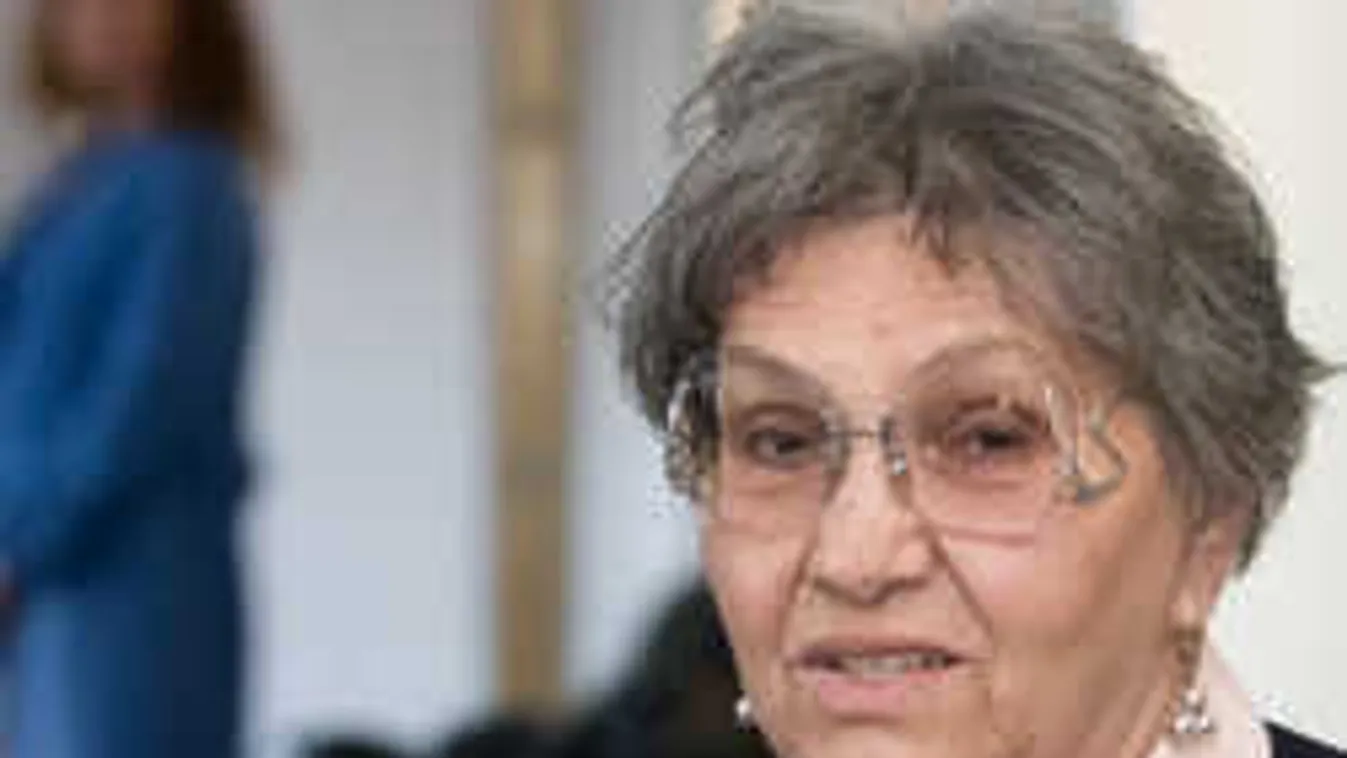 Pártos Csilla döbbenetes vallomása: ezt teszi a fiával Pécsi Ildikó