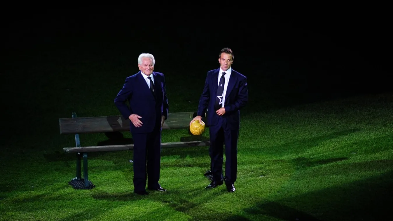 Boniperti (balra) és a gólrekordját megdöntő utód, Alessandro Del Piero 2011-ben, az új Juventus-stadion avatásán