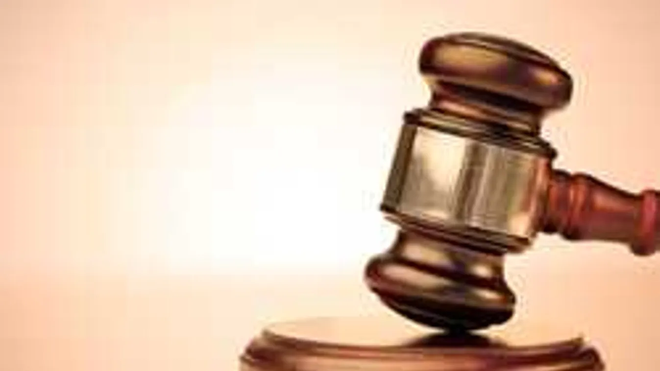 Botrány a tárgyaláson, kórházba kellett vinni egy szolnoki fiatalt