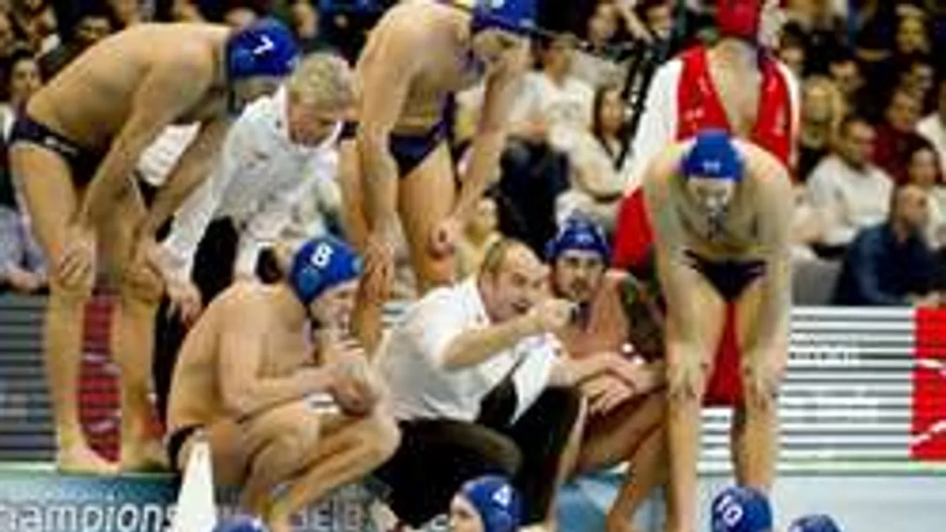 Benedek nem kertelt, ezt várja a pólósoktól!