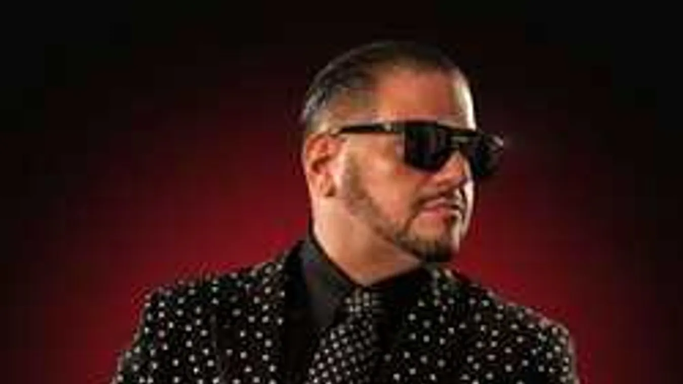 Kiderült a titok, ezt művelte felesége tudta nélkül a magyar sztárénekes