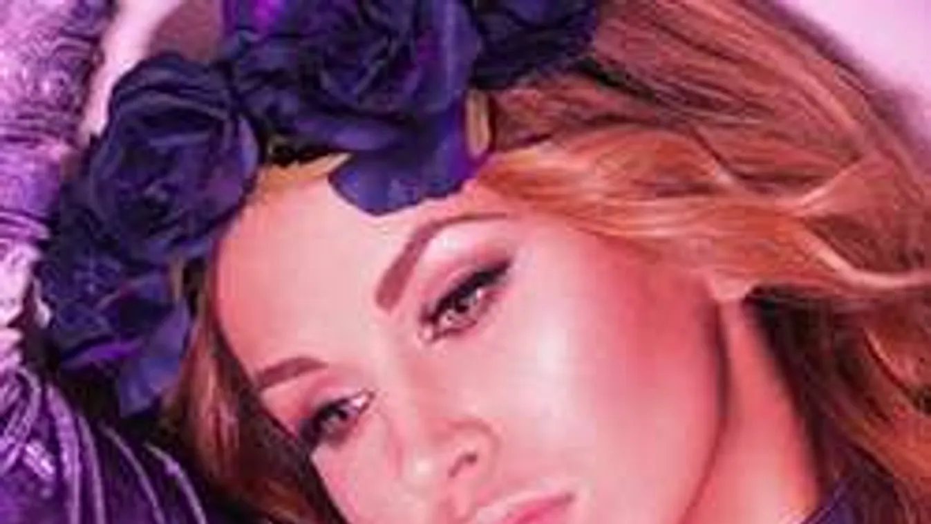 Tanárnőnek állt Aleska