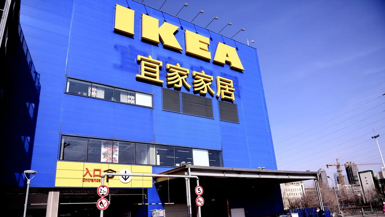 Customers flock to Shenyang IKEA store