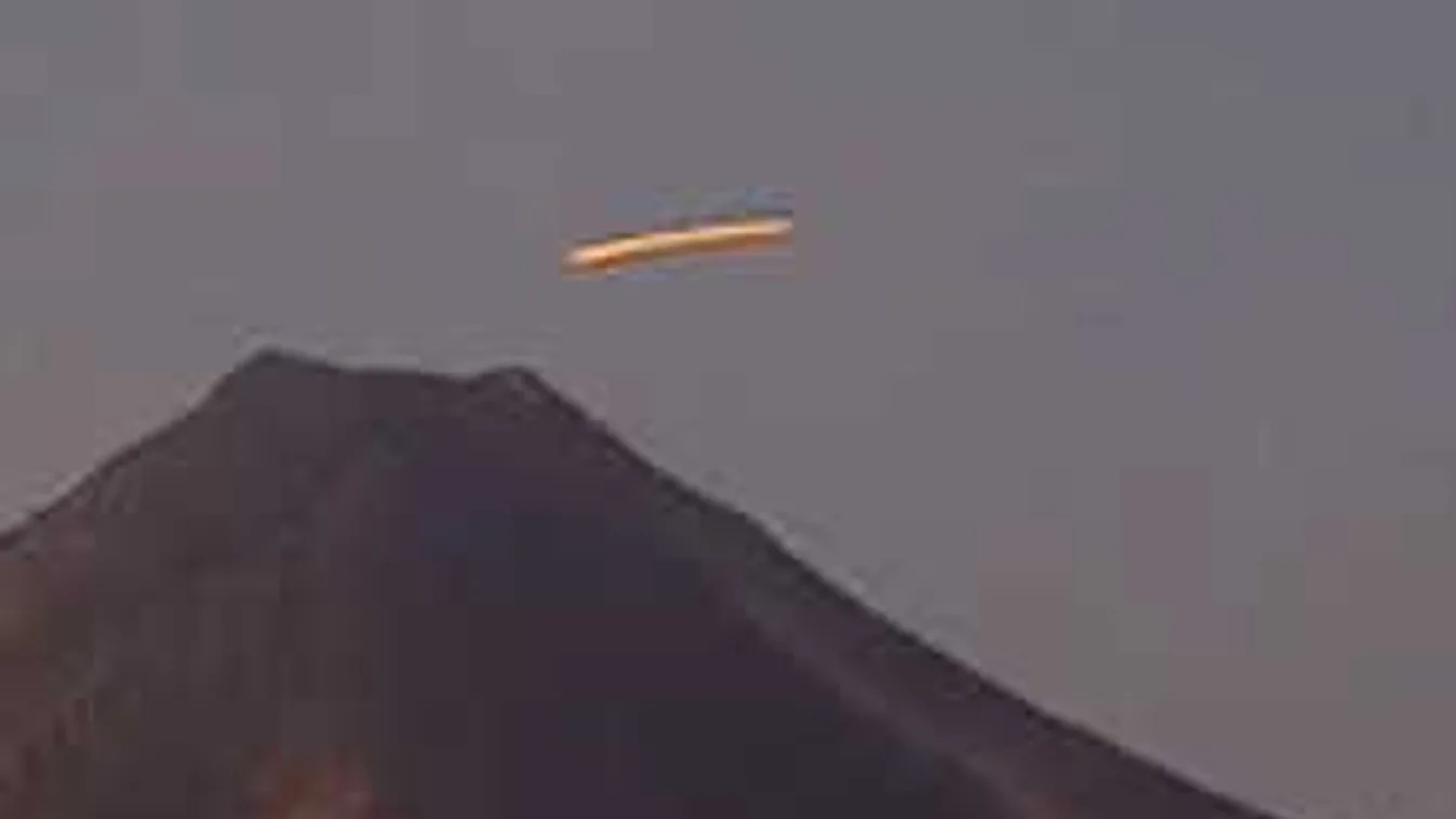 Félelmetes dolgot rögzített egy webkamera az éjszaka...