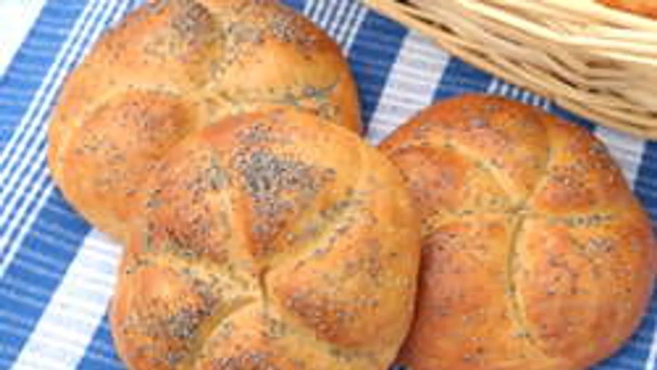 Félre a vacak pékárukkal, süss ropogós héjú diétás zsömlét otthon!