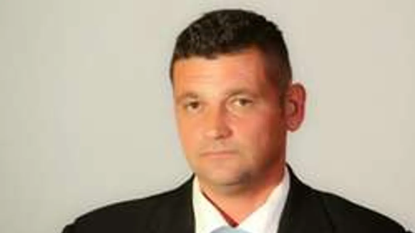 A fák között keresték barátai az eltűnt MSZP-s politikust