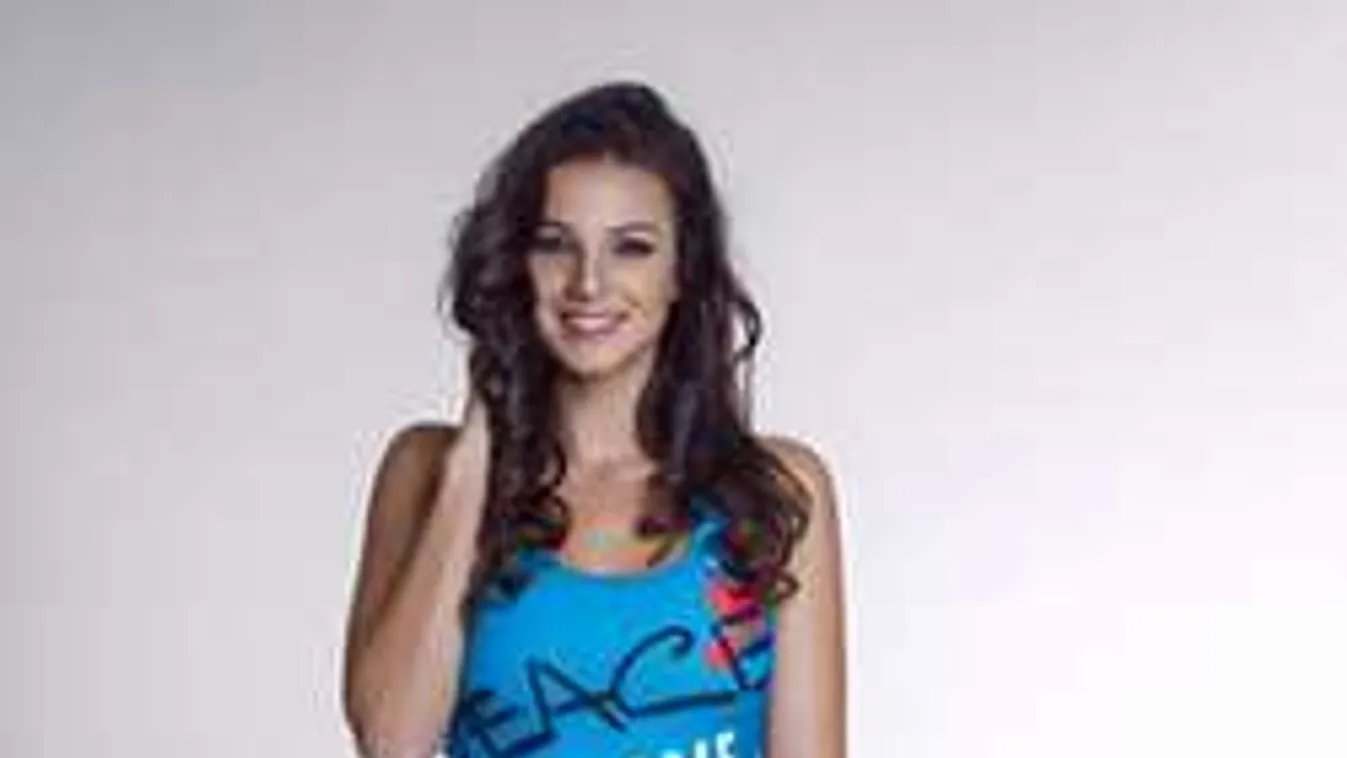 Sarka Kata divattervezőként debütált