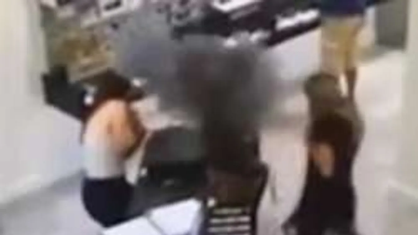 Félmilliós táskát tett tönkre az e-cigi