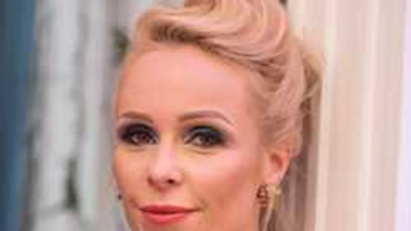 Nem hiszed el, mit fal esténként a luxusfeleség