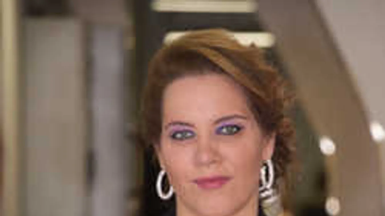 Kiakadt Tóth Vera: a Facebookon üzent