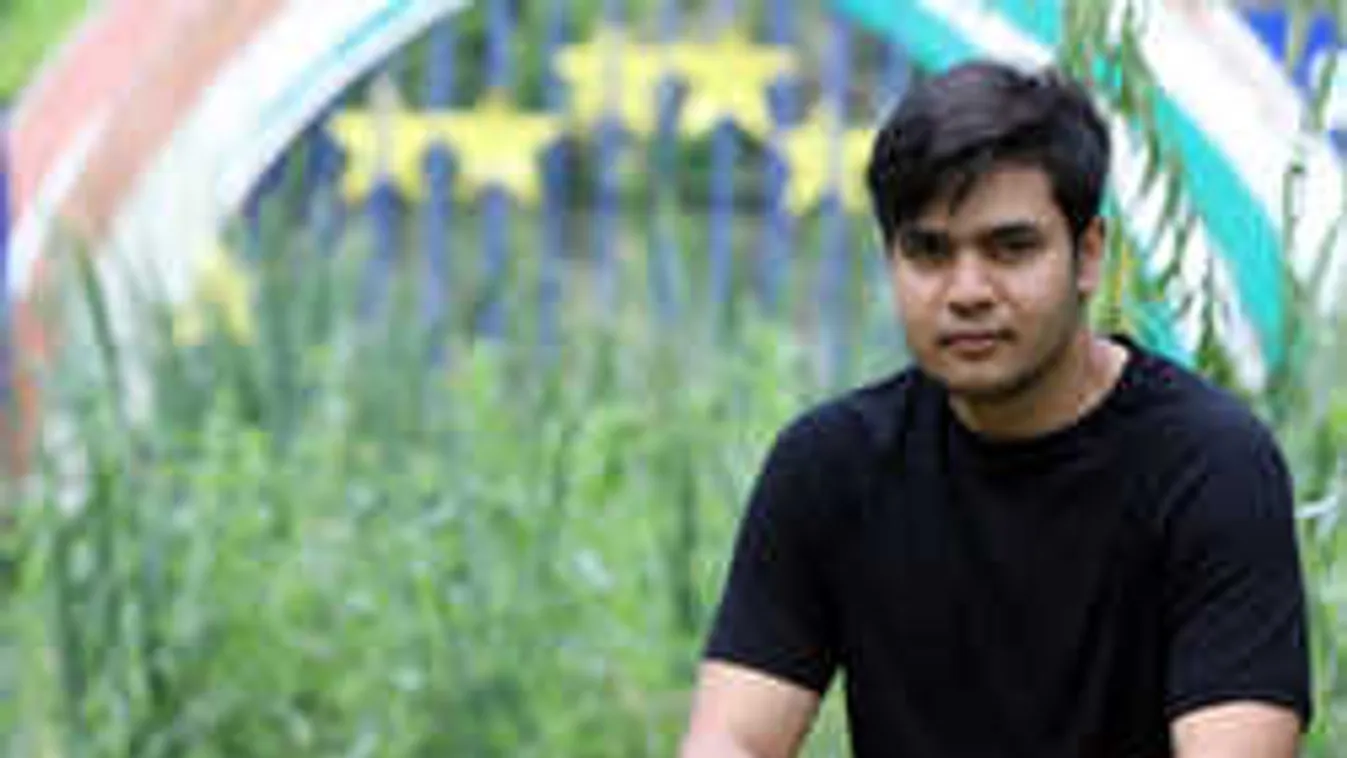 "Megölték apámat a szemem előtt" - megrendítő vallomást tett a tini