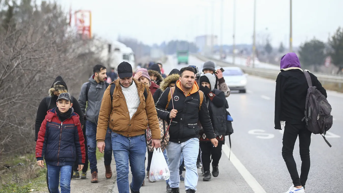 Irregular migrants in Edirne