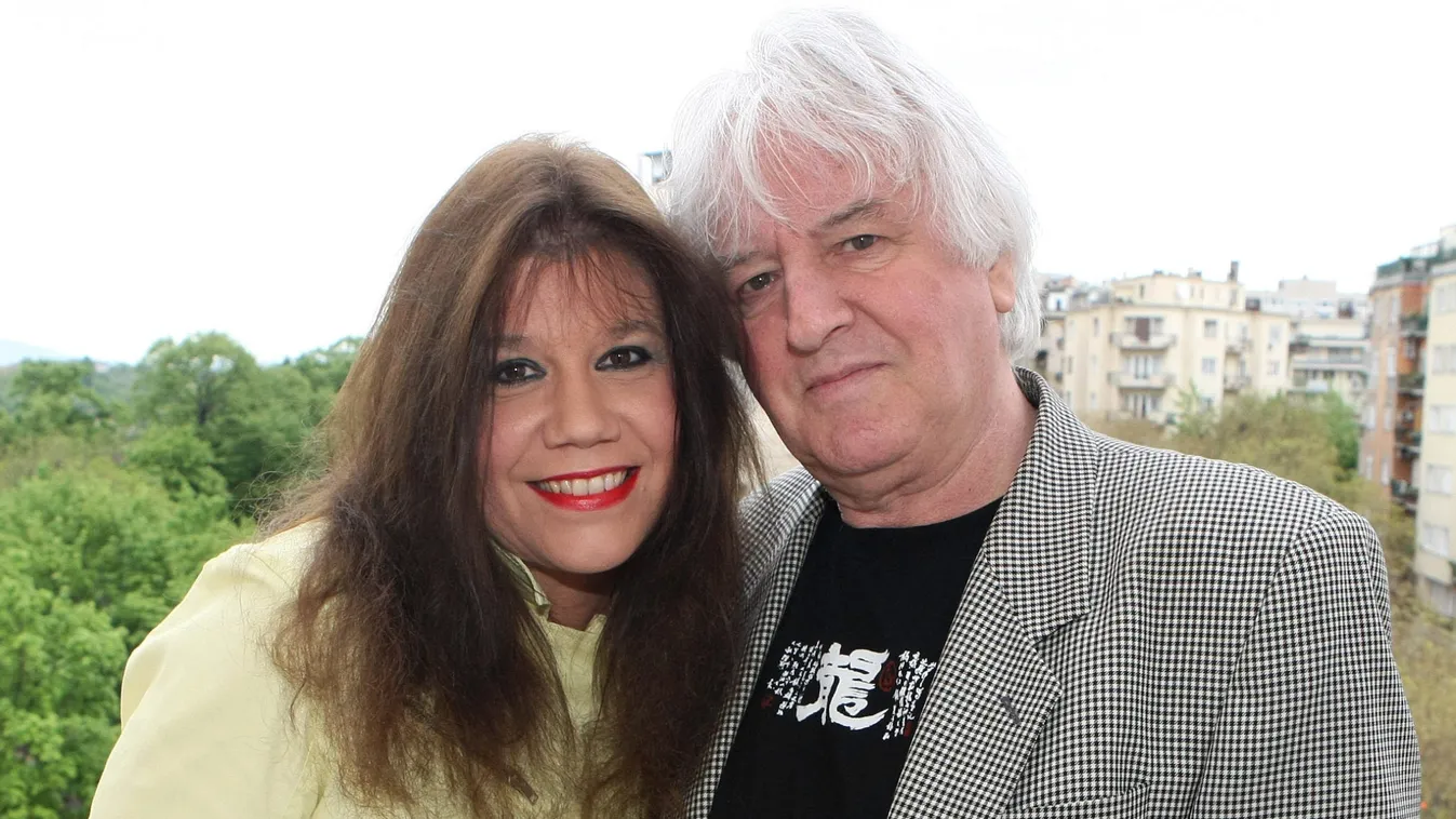 Így üzen a síron túlról özvegyének Tahi Tóth László