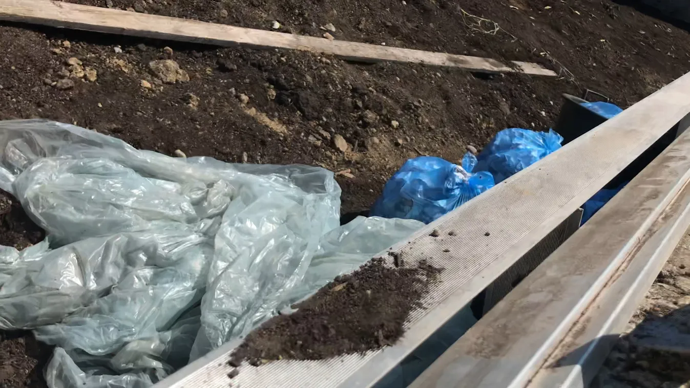 Kiakadtak a lakók a Momentum rossz helyre beszórt szemetén