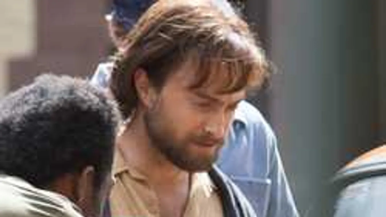 Mi történt vele? Alig ismerünk a gyerekszínészre, titokban fotózták le