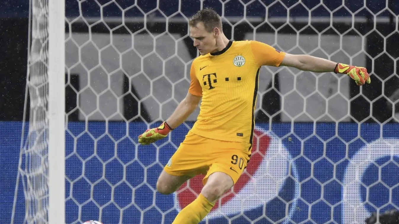 Sztárcsapat csapna le a Fradi kapusára, már tavasszal leigazolta volna