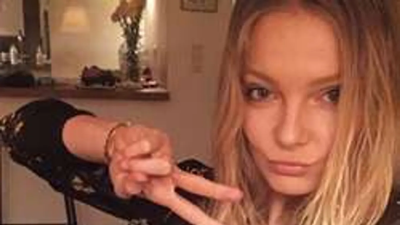 Újabb pucér képpel feszegeti a határokat a magyar szépség