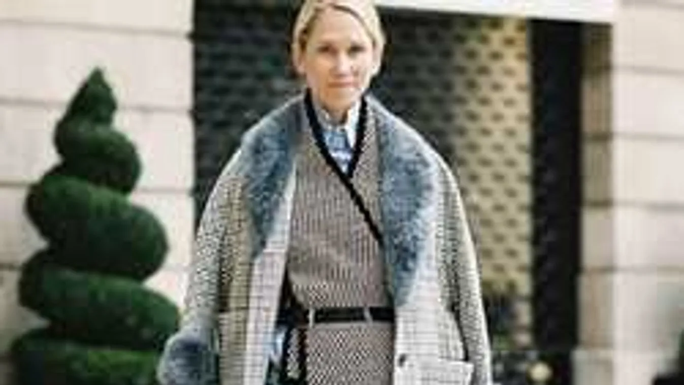 Új ötlettel álltak elő a nők! Ilyen szexi még nem volt a kabát