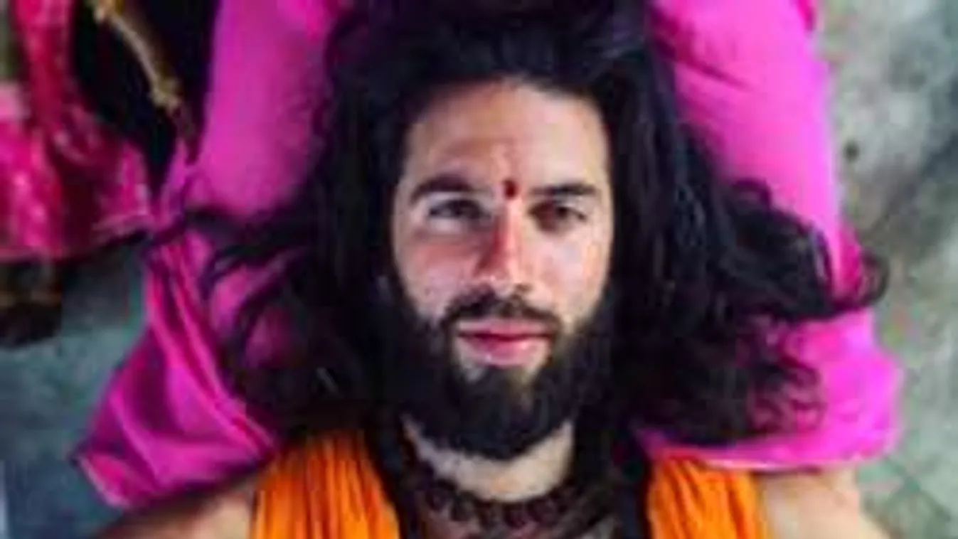 Egyedi témáról írt dalt a botrányos magyar énekes