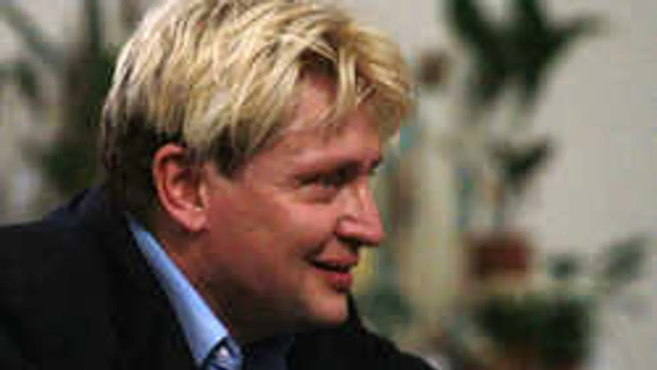 Óriási hír: Nagypapa lesz a világhírű magyar zenész