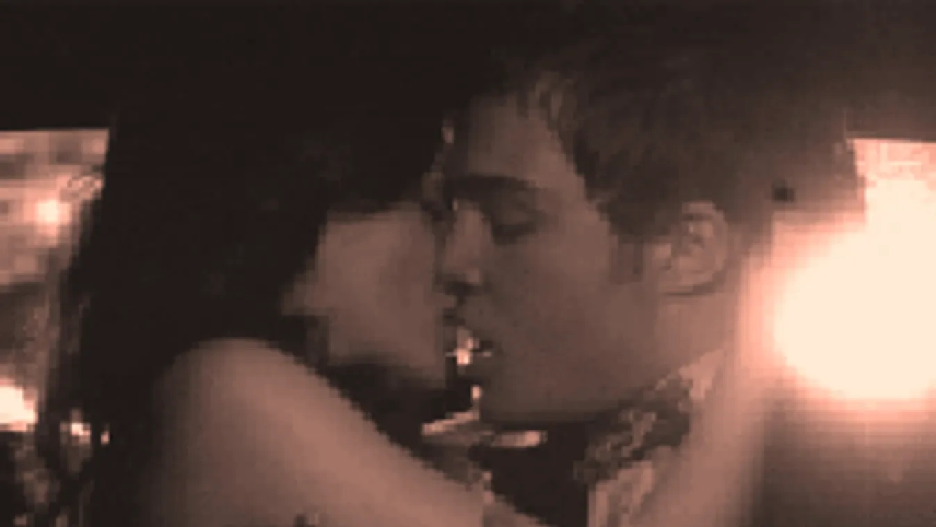 Íme, a legforróbb szexpózok, ha egyetlen négyzetmétered van az aktusra