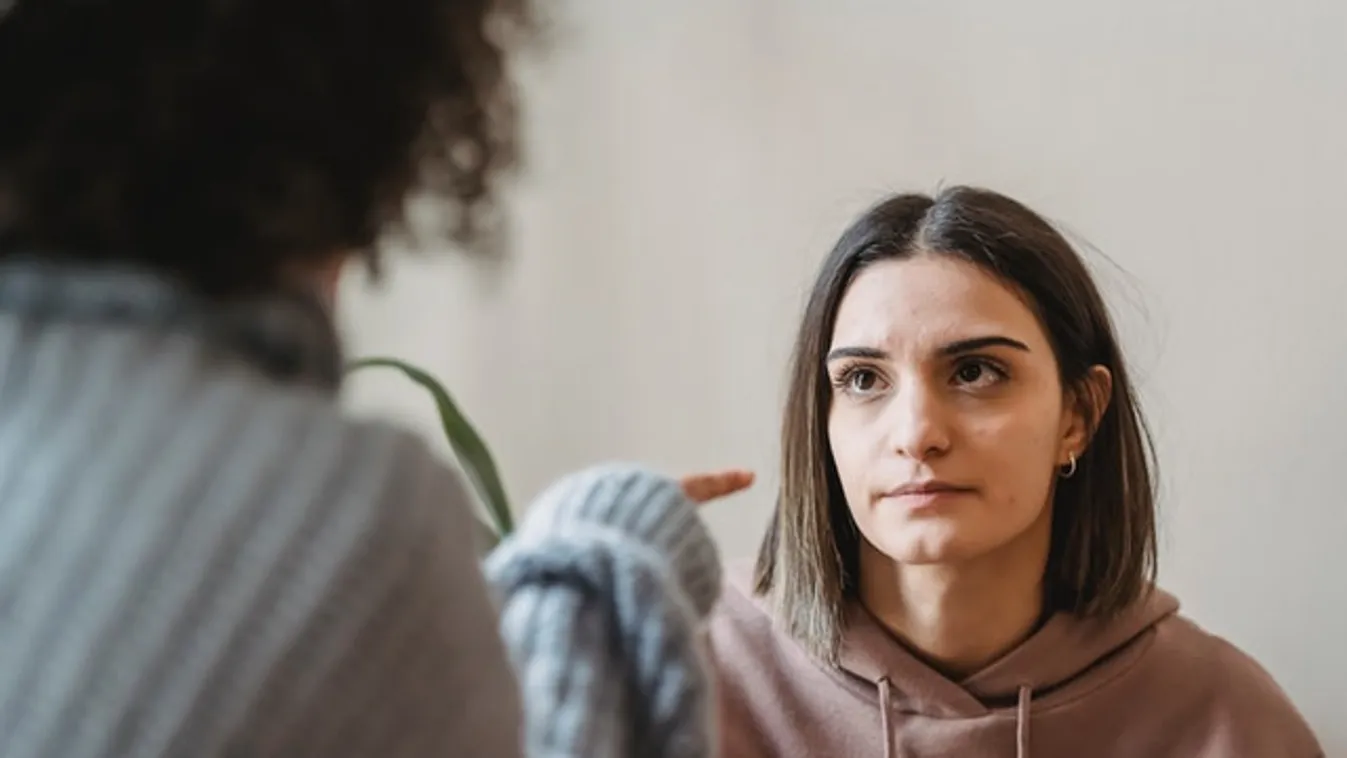 Ezek a legbiztosabb jelei egy mérgező barátságnak