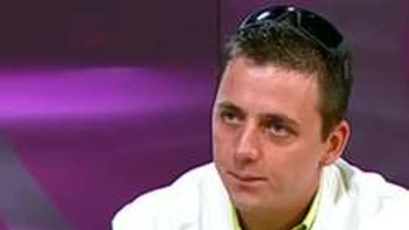 Tovább gyűrűzik a botrány: Zámbó Sebastián dalban mondja el Puzsérnak!