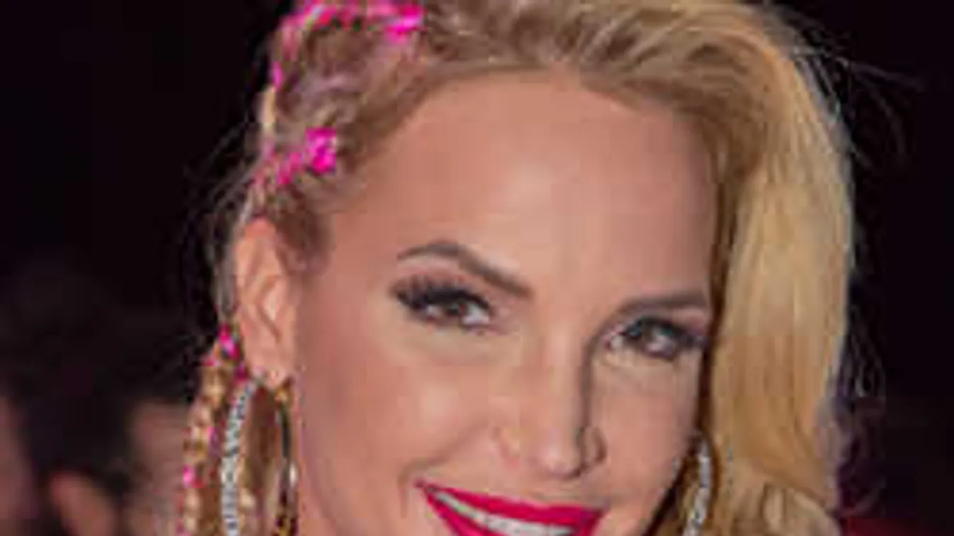 Mit tett magával Zimány Linda? Nem lehet ráismerni