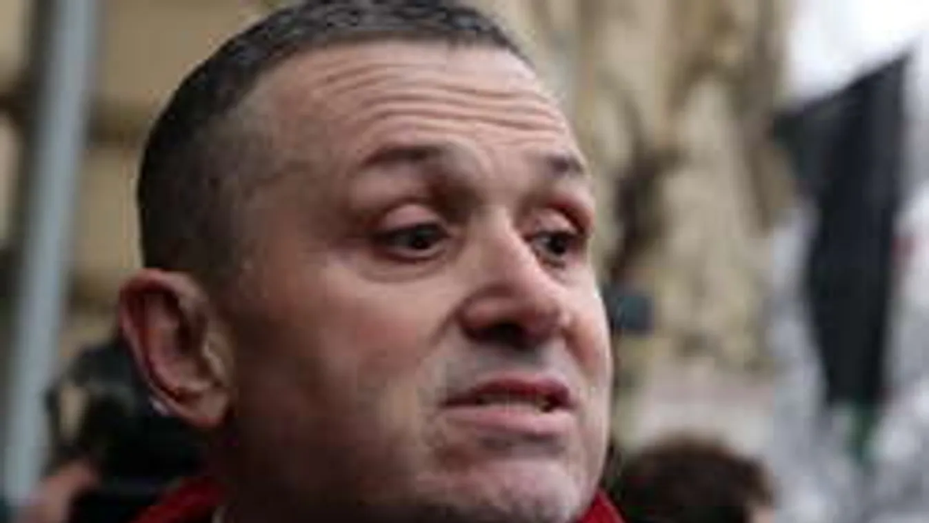 Ezért építtetett magának pánikszobát Lagzi Lajcsi!