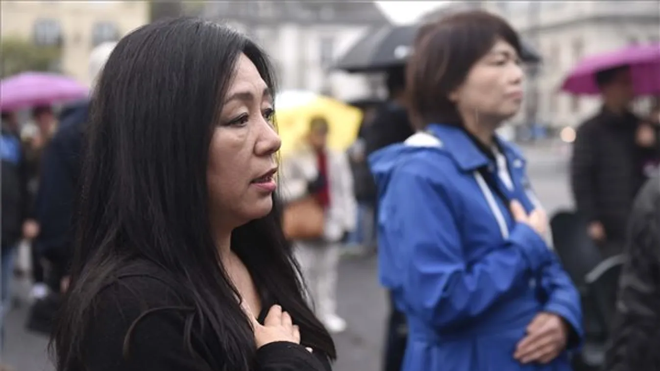 A dunai hajóbaleset áldozataira emlékeztek Budapesten – fotók