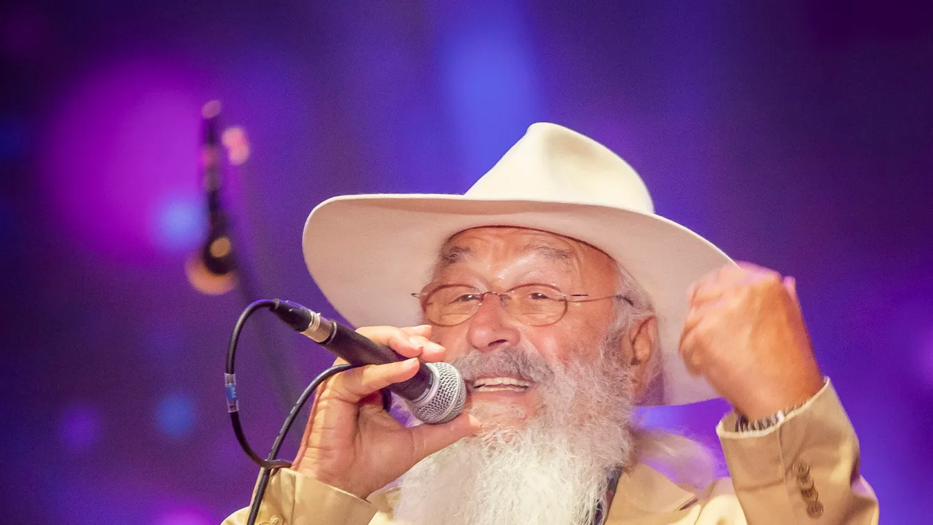 Jubileumi koncertre készül az Apostol