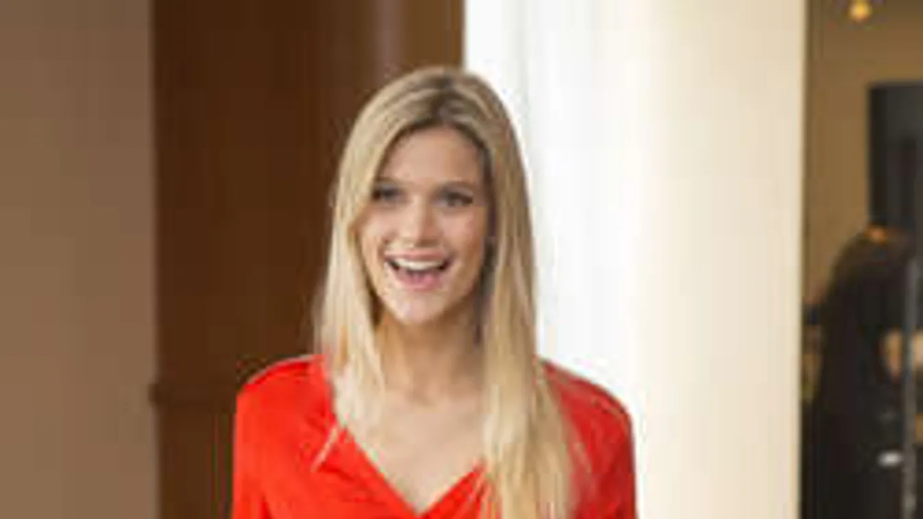 Atyaég: életével játszik Weisz Fanni!