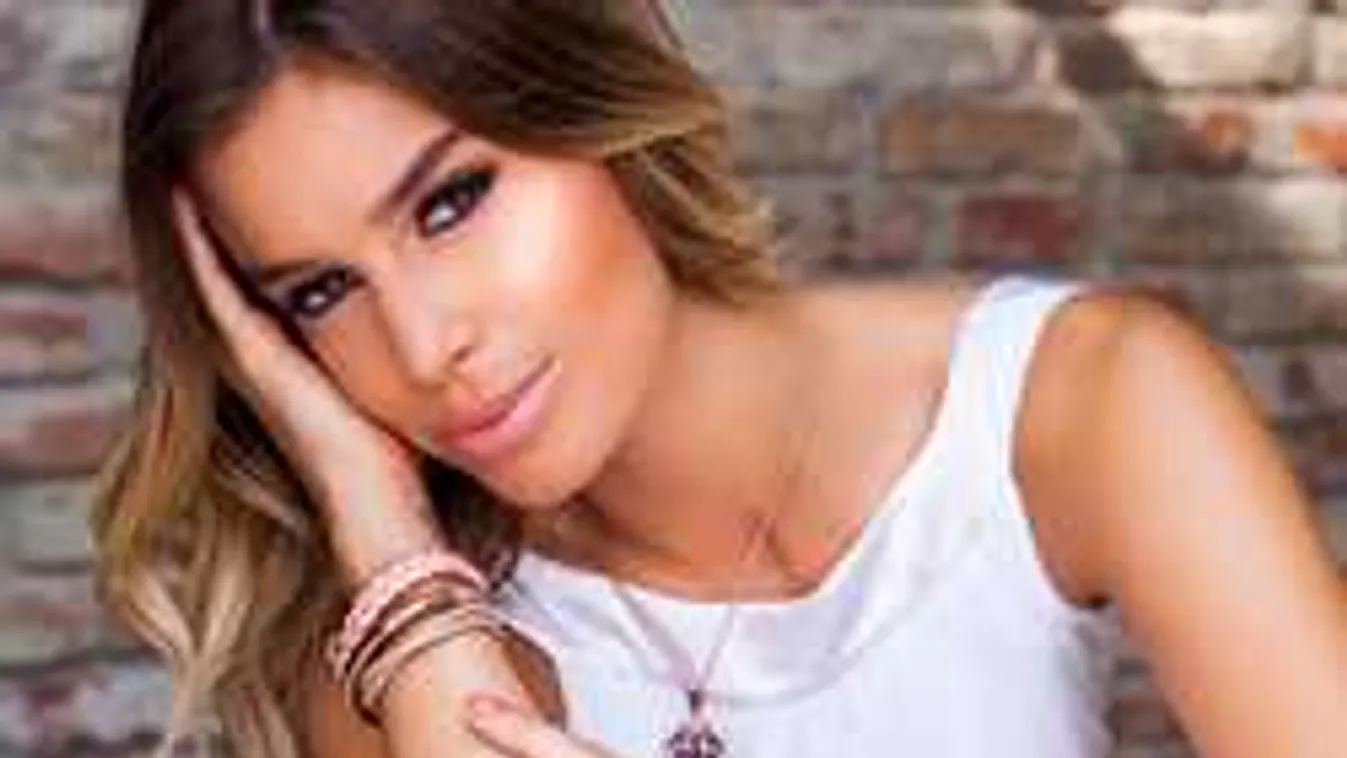 Betegesen vékony legújabb fotóján Dukai Regina