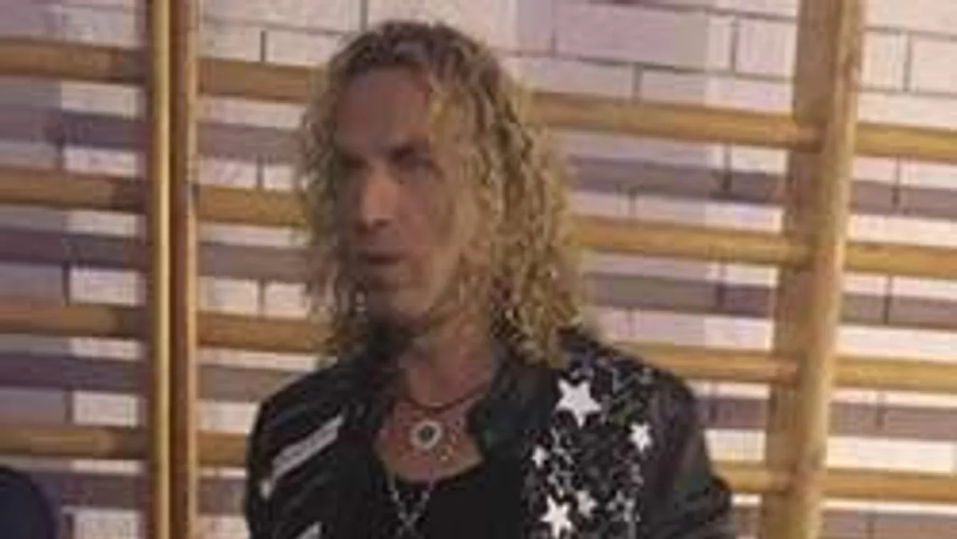 Mi történt? Hihetetlenül megfiatalodott a 48 éves Balázs Pali