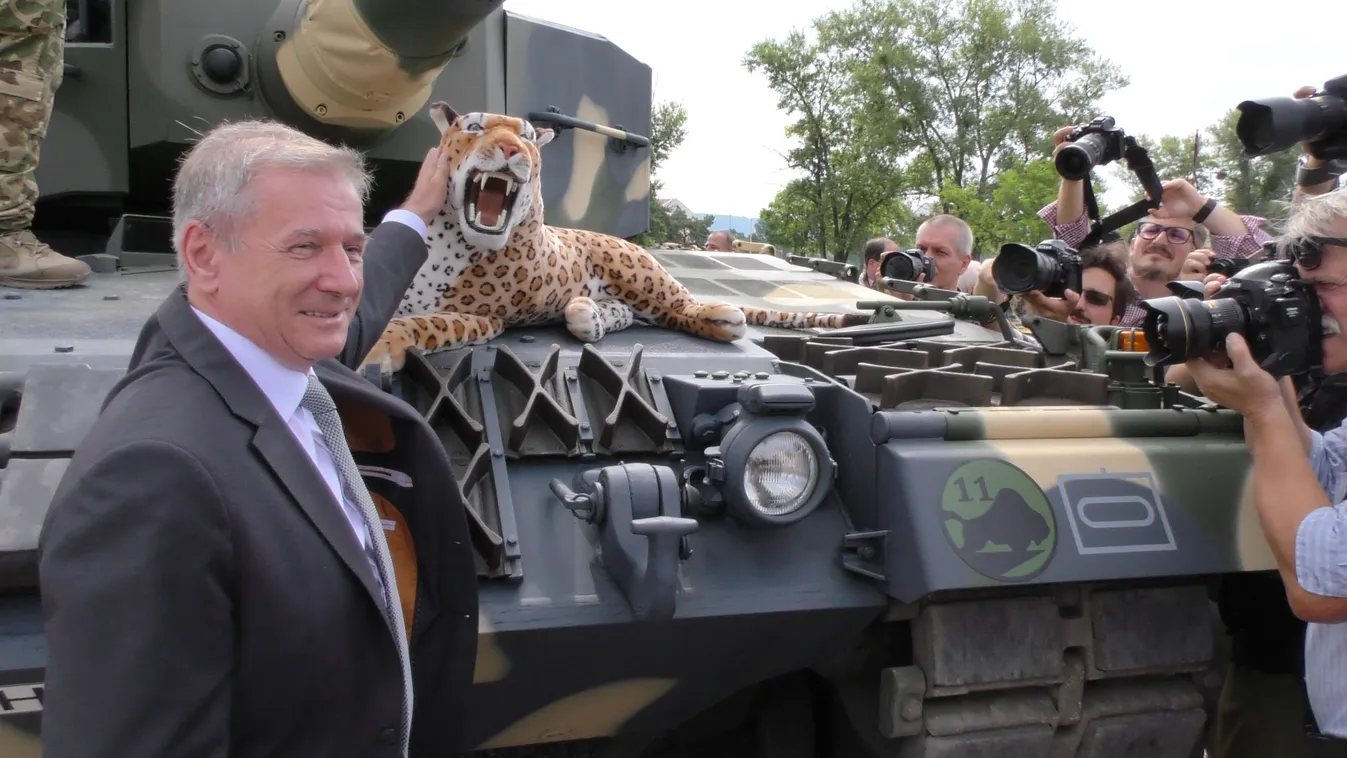 Még a katonák is ledöbbentek – Brutális harckocsikat kapott a Magyar Honvédség