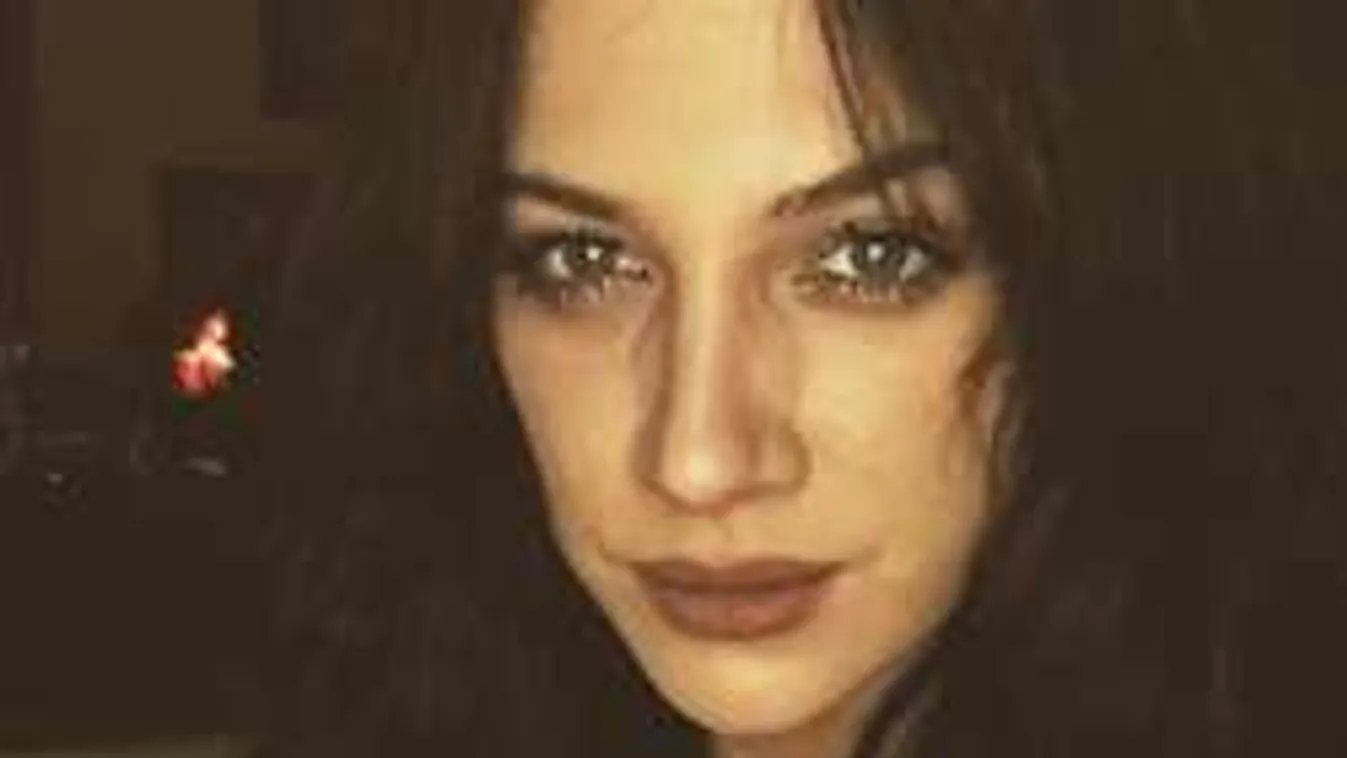 Ilyen képet még nem láttál a sztártesókról!