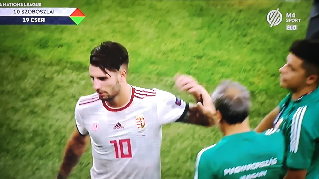 Cirkusz a kispadnál: Szoboszlai kiverte a balhét, Rossi már reagált is