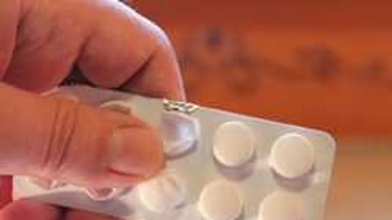 Így segít az aszpirin a szexen! Nem a térded közé kell szorítani